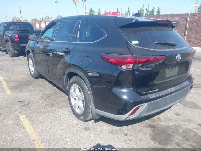 2021 TOYOTA HIGHLANDER L 3