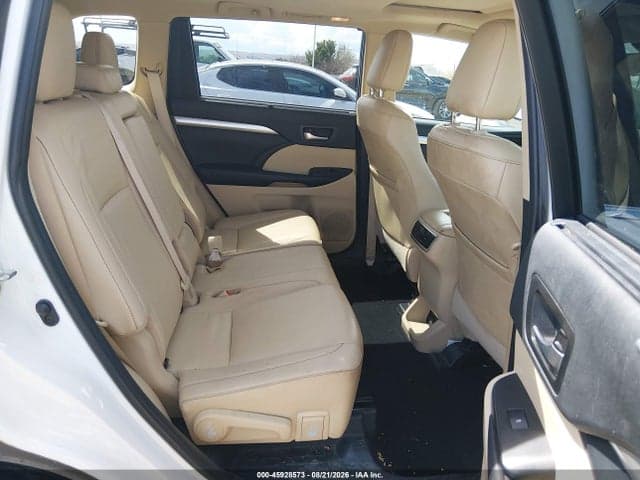 2019 TOYOTA HIGHLANDER XLE 8