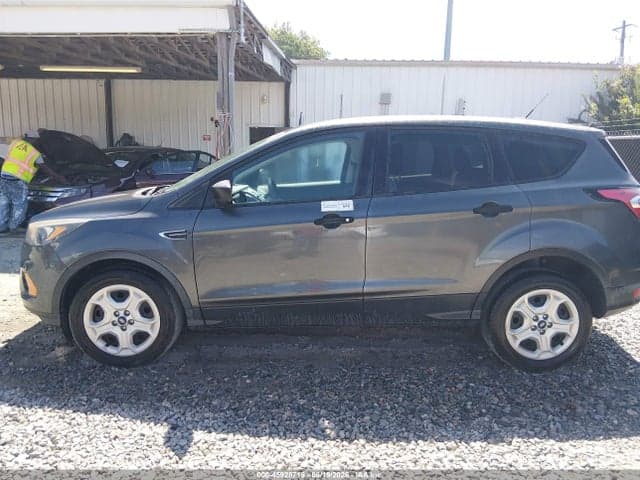 2018 FORD ESCAPE S 14