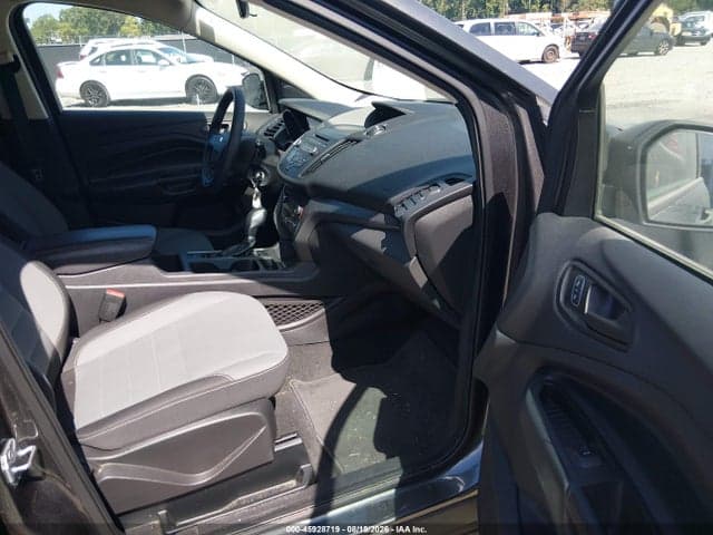 2018 FORD ESCAPE S 5