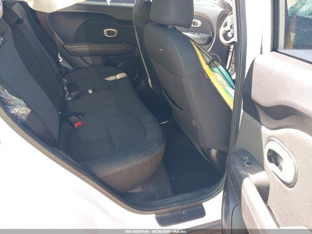 2019 KIA SOUL + 8