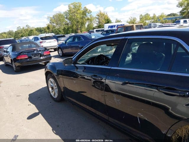 2021 CHRYSLER 300 TOURING 2