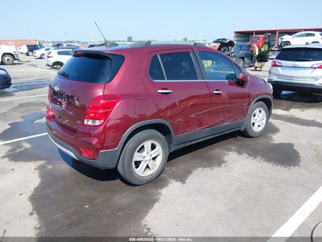 2017 CHEVROLET TRAX LT 4