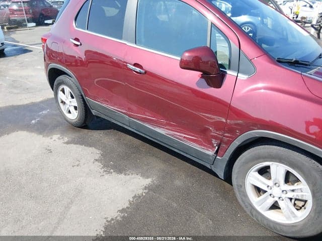 2017 CHEVROLET TRAX LT 6