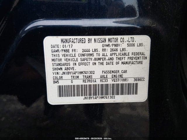 2017 INFINITI Q70 3.7 9