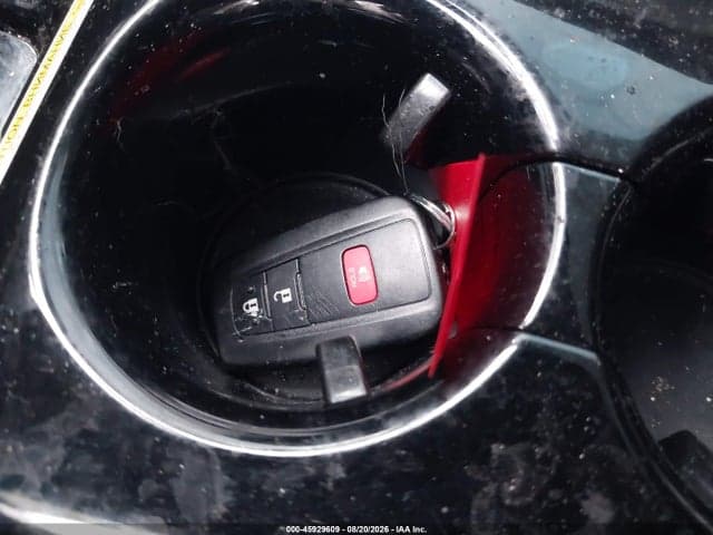 2017 TOYOTA PRIUS THREE 11