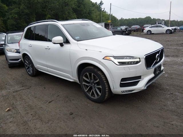 2017 VOLVO XC90 T6 MOMENTUM 1