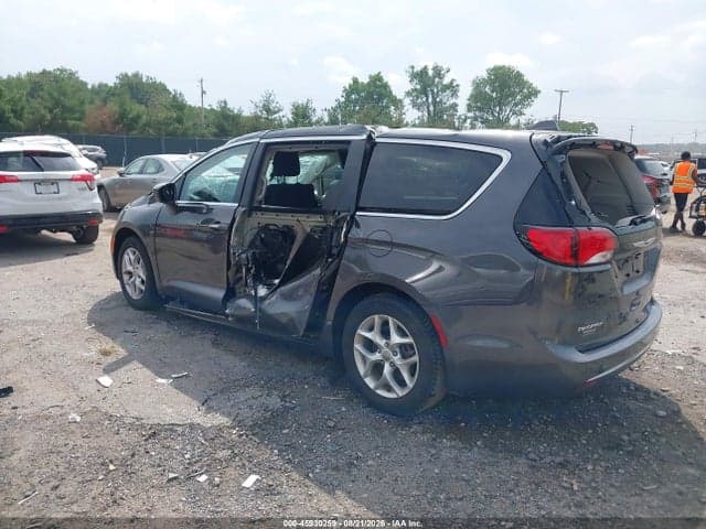 2018 CHRYSLER PACIFICA TOURING PLUS 3