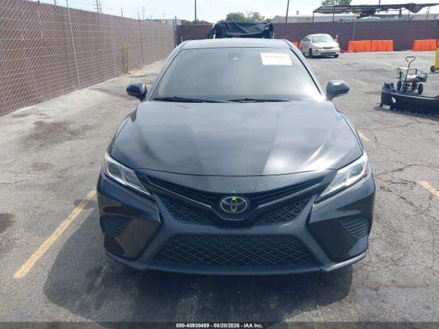 2020 TOYOTA CAMRY SE 13