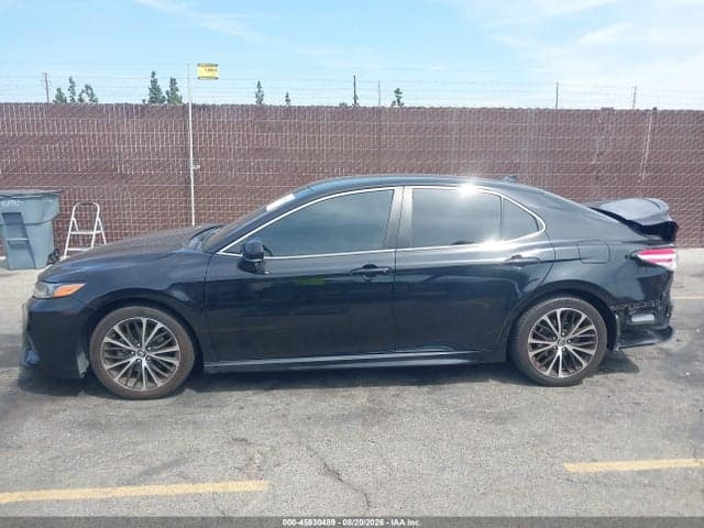 2020 TOYOTA CAMRY SE 15