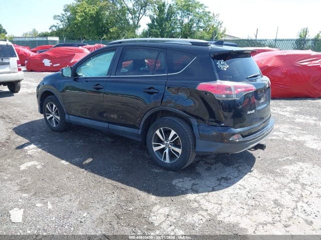 2017 TOYOTA RAV4 XLE 3