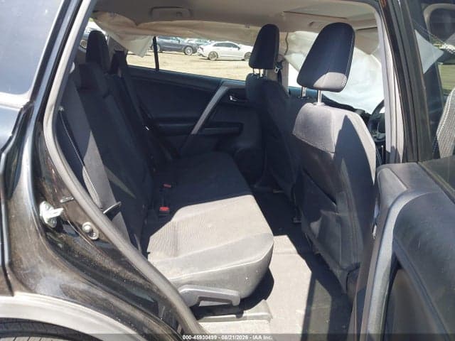 2017 TOYOTA RAV4 XLE 8