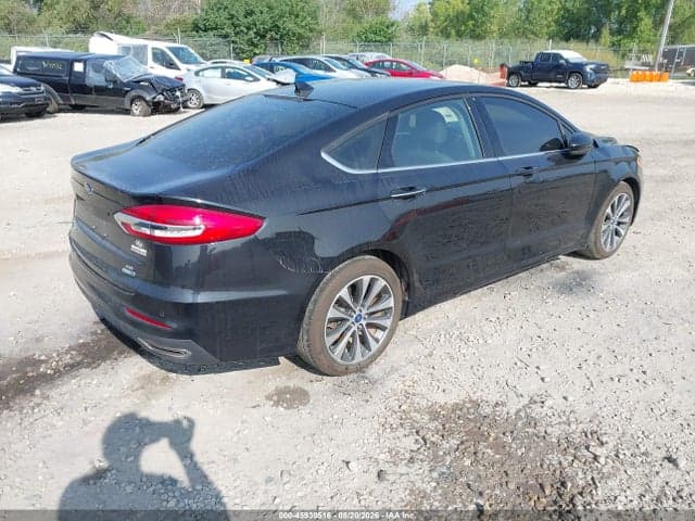2019 FORD FUSION SE 4