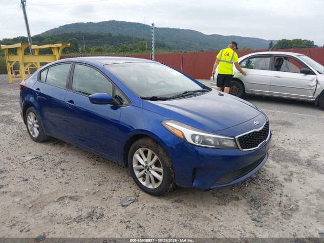2017 KIA FORTE LX 1