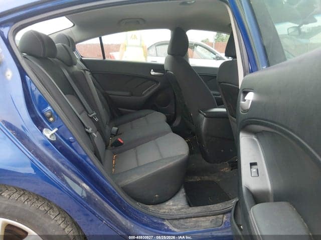 2017 KIA FORTE LX 8