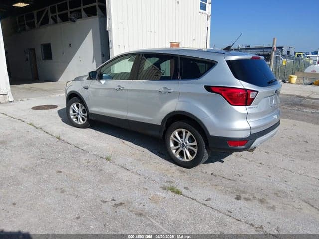 2019 FORD ESCAPE SE 3
