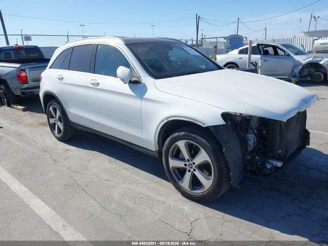 2017 MERCEDES-BENZ GLC 300 1