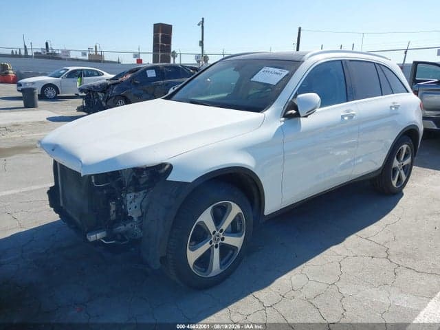 2017 MERCEDES-BENZ GLC 300 2