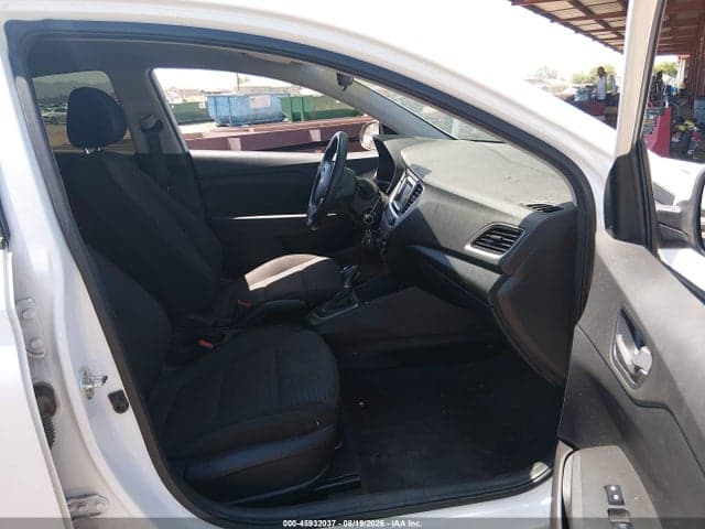 2019 HYUNDAI ACCENT SE 5