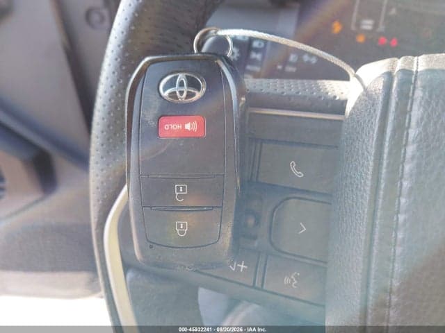 2025 TOYOTA 4RUNNER SR5 11