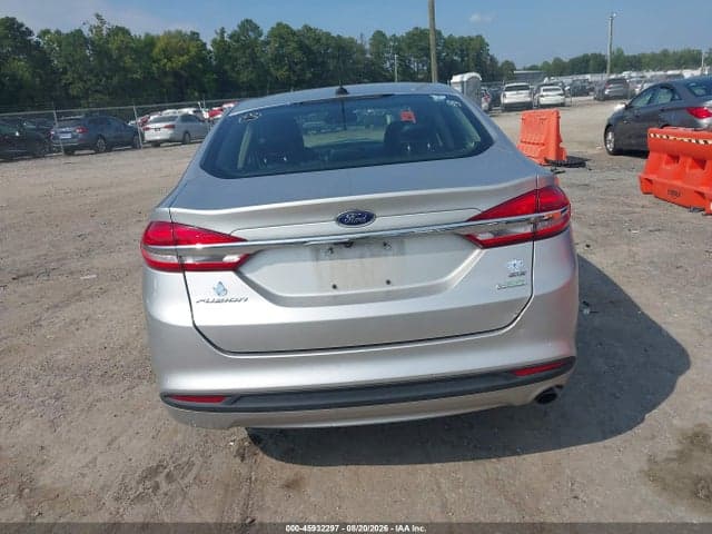 2018 FORD FUSION SE 16