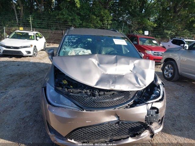 2018 CHRYSLER PACIFICA TOURING L PLUS 11