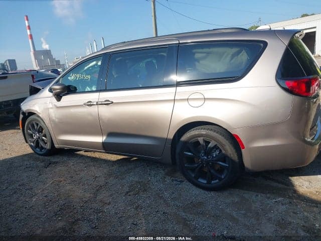 2018 CHRYSLER PACIFICA TOURING L PLUS 13