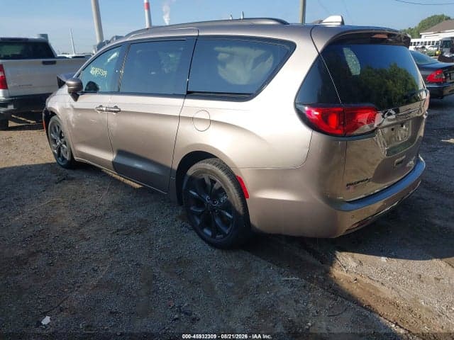 2018 CHRYSLER PACIFICA TOURING L PLUS 3