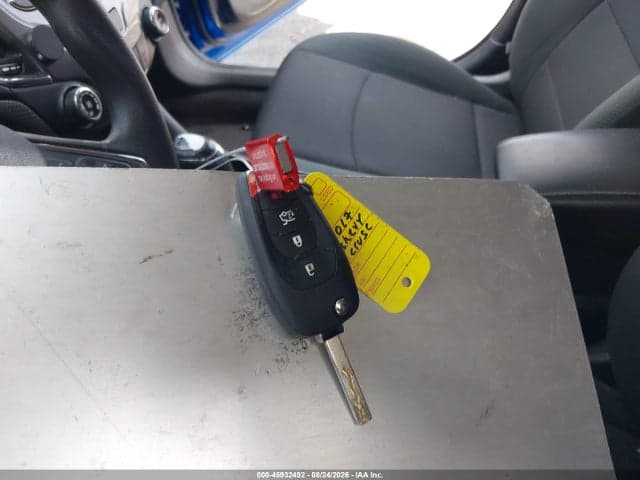 2017 CHEVROLET CRUZE LT AUTO 11