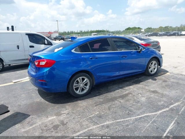 2017 CHEVROLET CRUZE LT AUTO 4