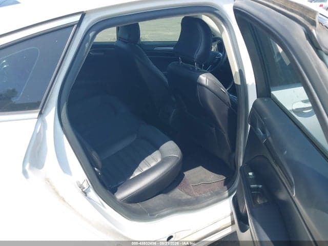 2017 FORD FUSION SE 8