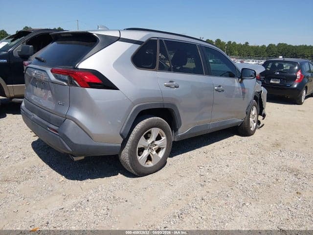 2019 TOYOTA RAV4 XLE 4