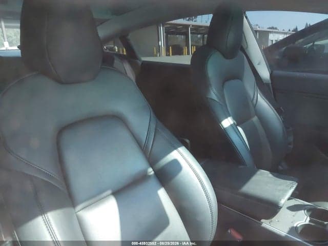 2019 TESLA MODEL 3 LONG RANGE/PERFORMANCE 17
