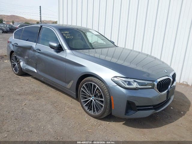 2021 BMW 530E 1