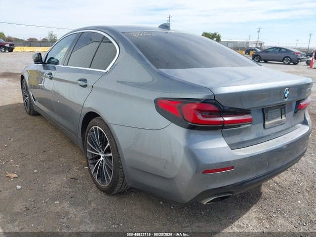 2021 BMW 530E 3