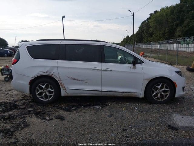 2017 CHRYSLER PACIFICA TOURING-L 13