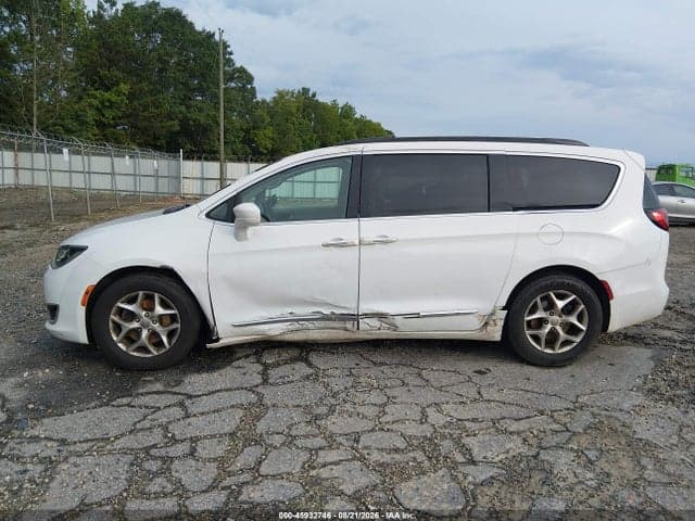 2017 CHRYSLER PACIFICA TOURING-L 14
