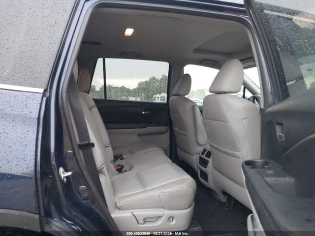 2017 HONDA PILOT EX-L 8