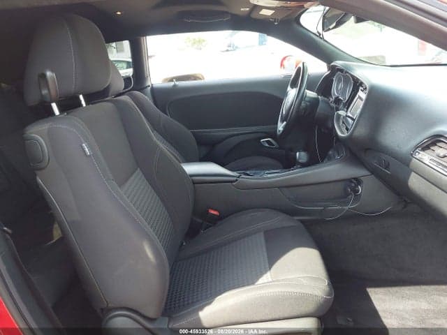 2017 DODGE CHALLENGER R/T 5