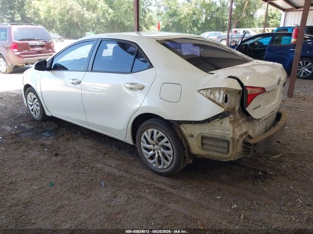 2017 TOYOTA COROLLA LE 3