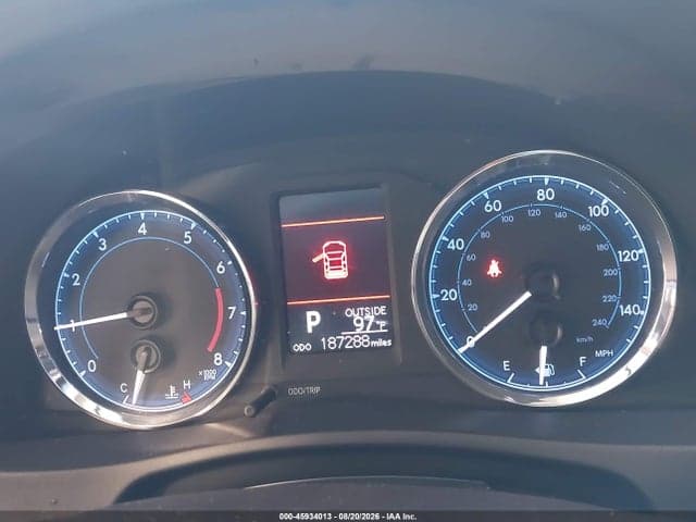 2017 TOYOTA COROLLA LE 7