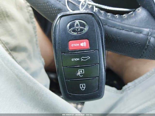 2024 TOYOTA COROLLA SE 11