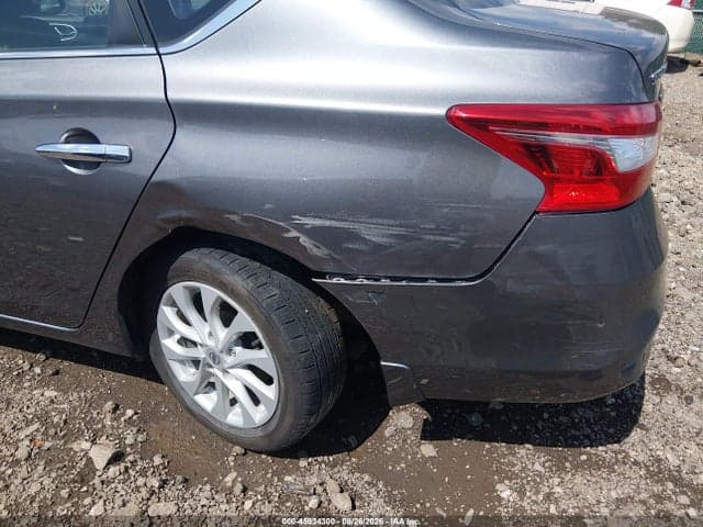 2019 NISSAN SENTRA SV 6