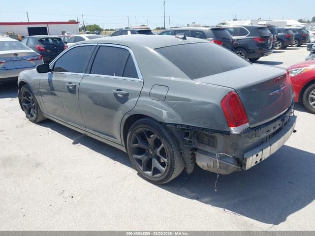 2019 CHRYSLER 300 TOURING L 3