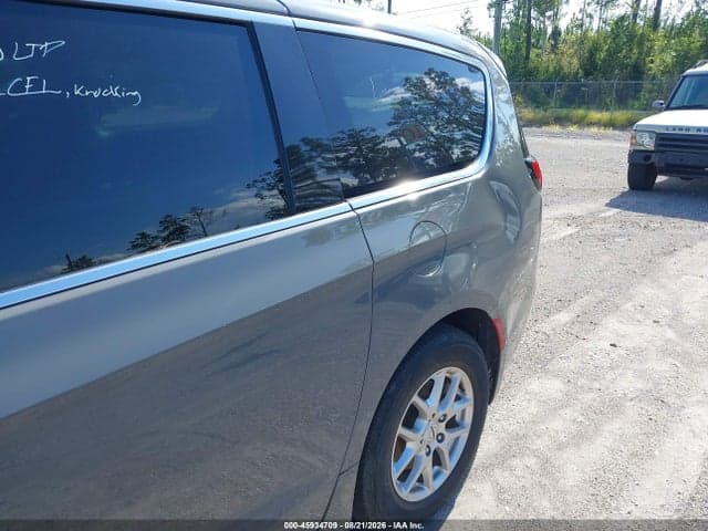 2025 CHRYSLER PACIFICA SELECT 6