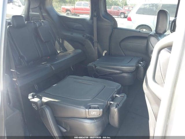 2025 CHRYSLER PACIFICA SELECT 8