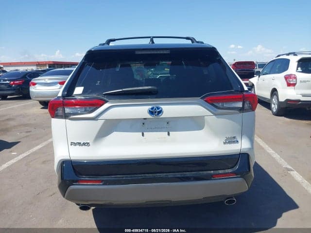 2019 TOYOTA RAV4 HYBRID XSE 17