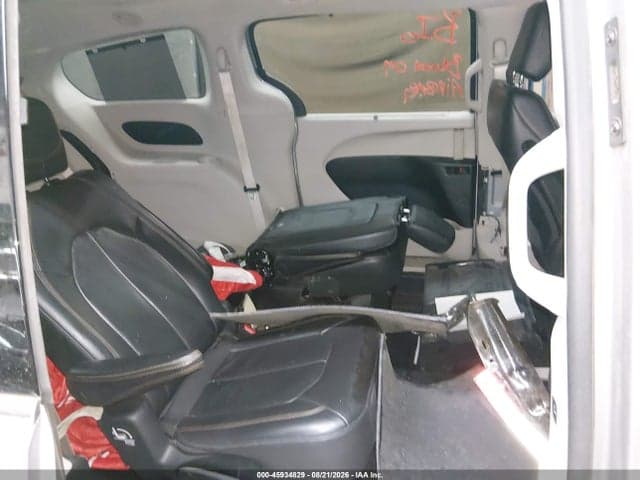 2017 CHRYSLER PACIFICA TOURING-L 8