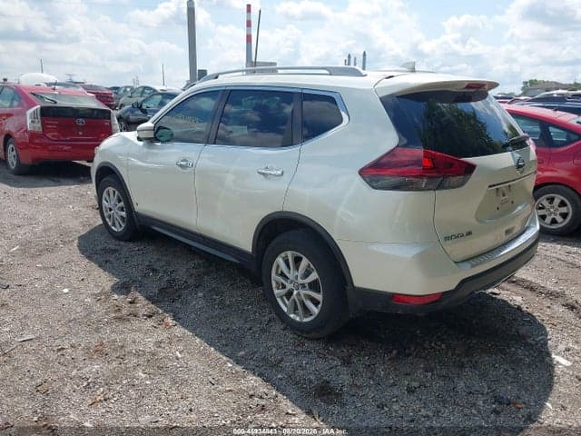2018 NISSAN ROGUE SV 3