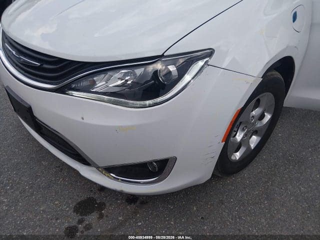 2019 CHRYSLER PACIFICA HYBRID TOURING PLUS 6